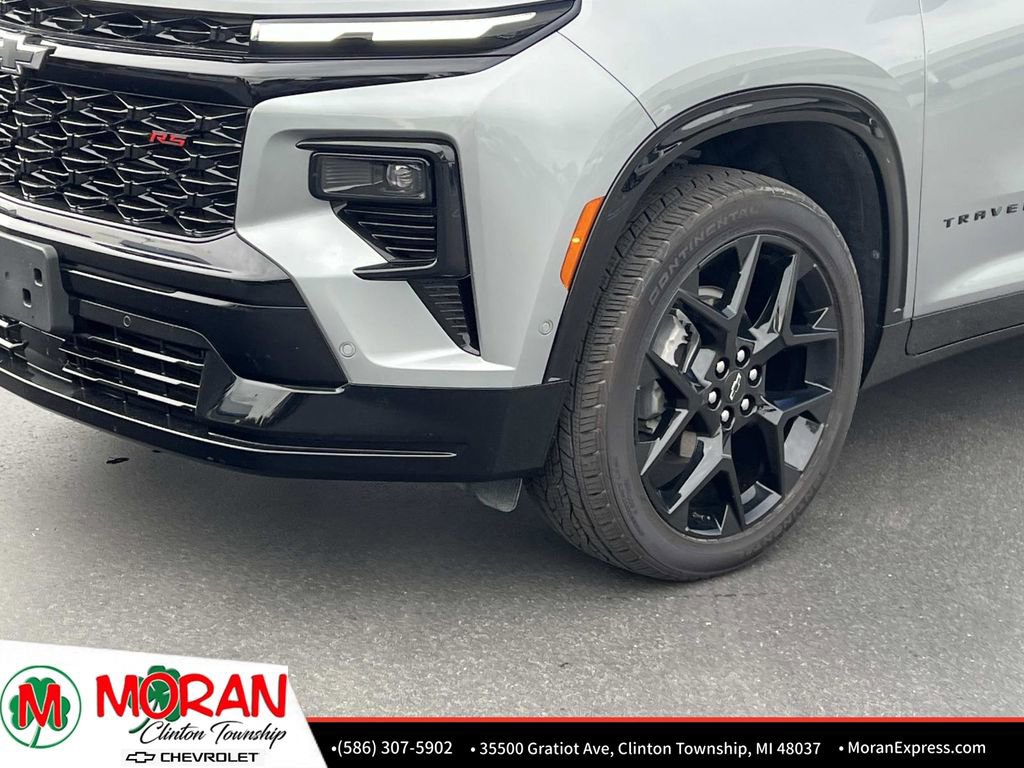 Certified 2025 Chevrolet Traverse RS AWD/4WD image 9