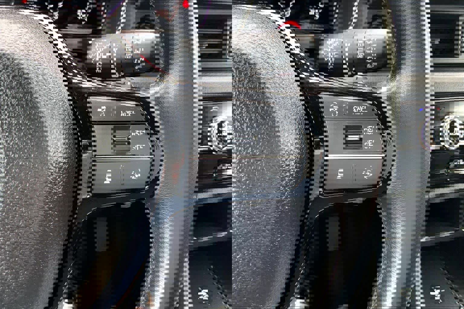 Used 2023 Honda Pilot EX-L image 25