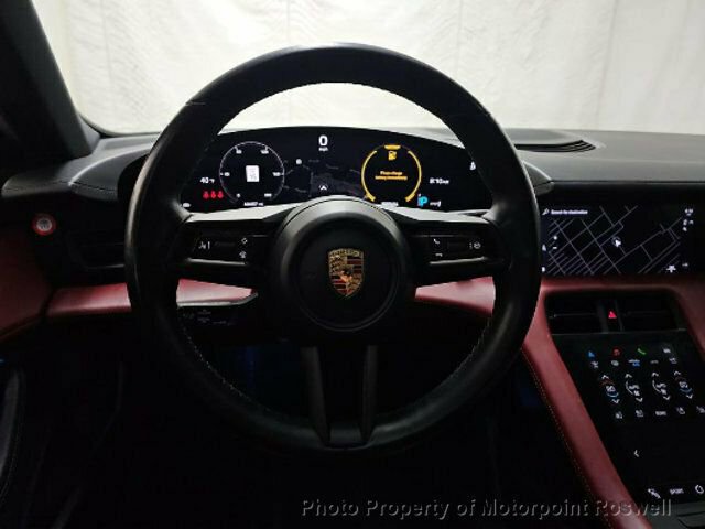 Used 2023 Porsche Taycan image 6