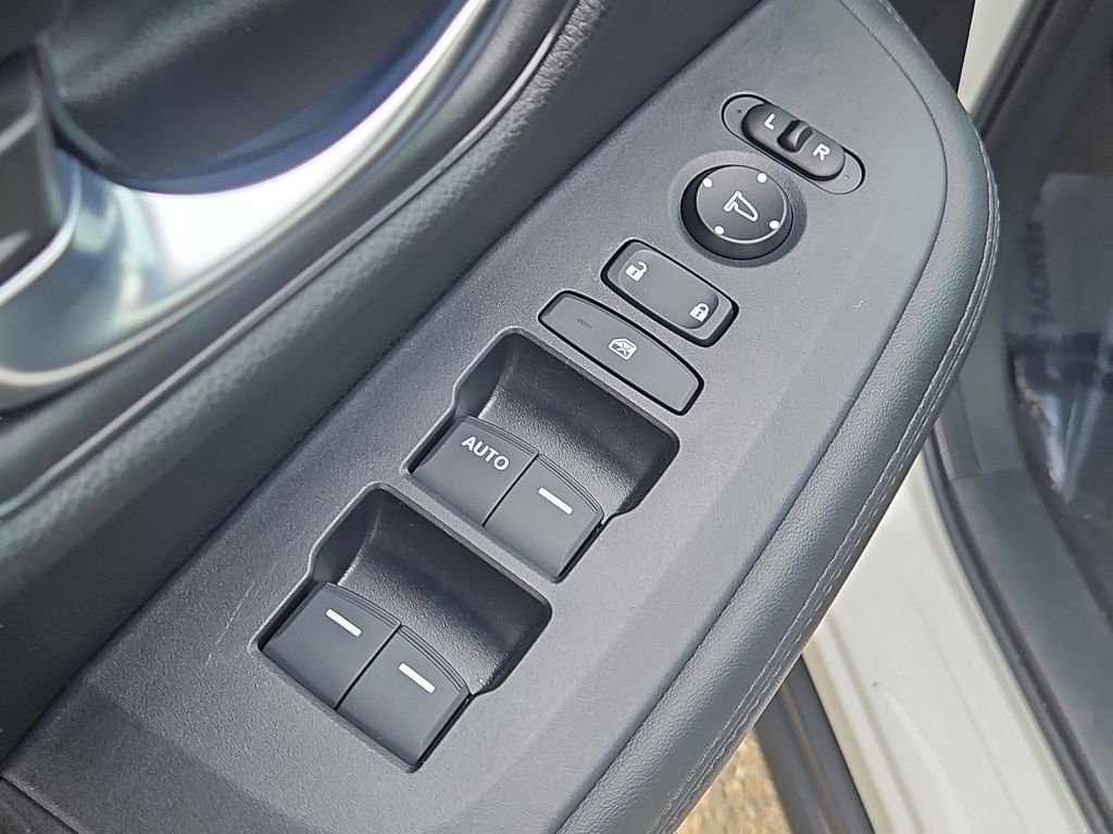 Certified 2023 Honda HR-V LX image 20