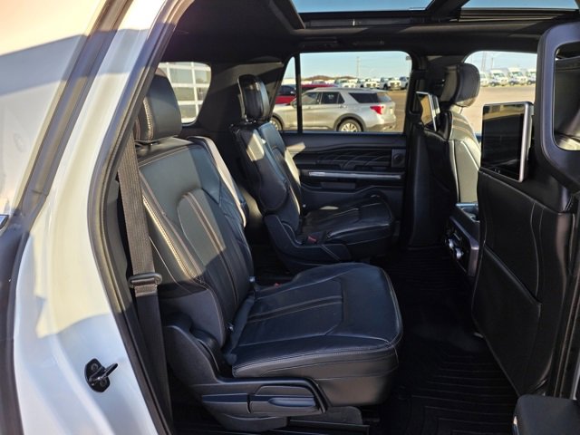 Used 2022 Ford Expedition Max Platinum image 9