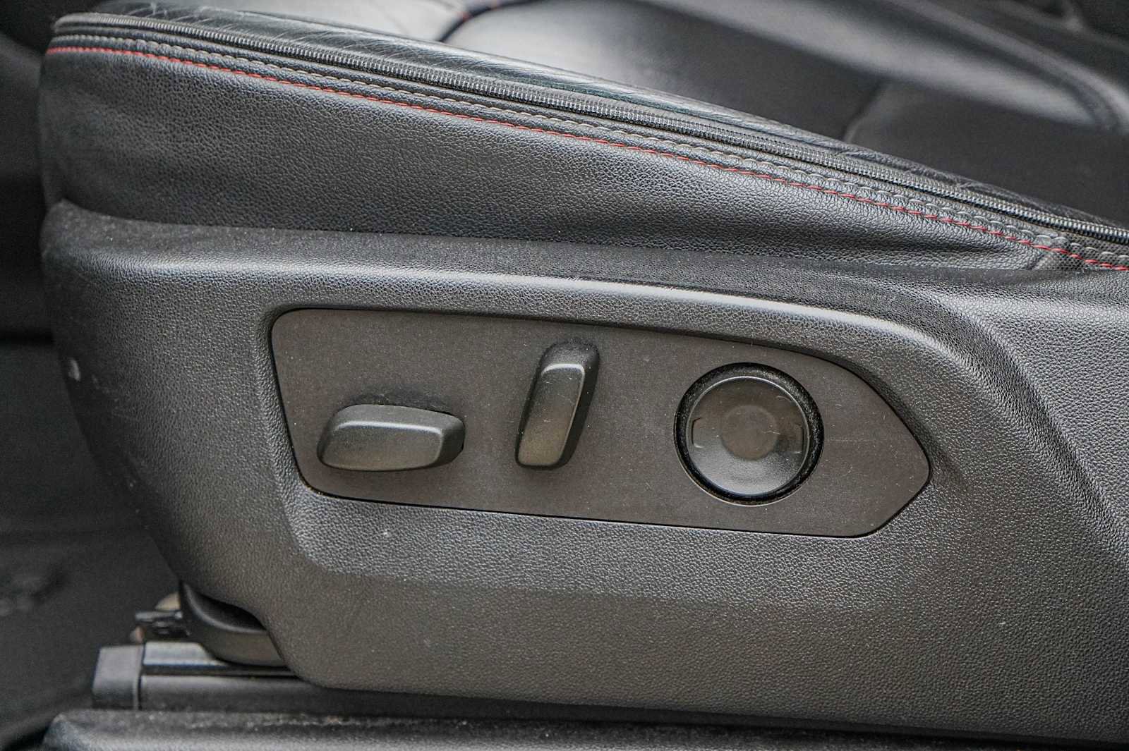 Used 2021 Chevrolet Tahoe RST image 24