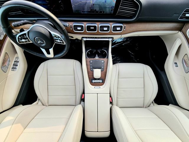 Used 2022 Mercedes-Benz GLS 450 4MATIC image 31