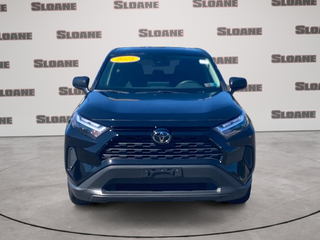 Used 2025 Toyota RAV4 LE AWD/4WD image 8