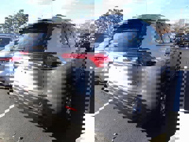 Used 2024 Toyota RAV4 XLE image 5