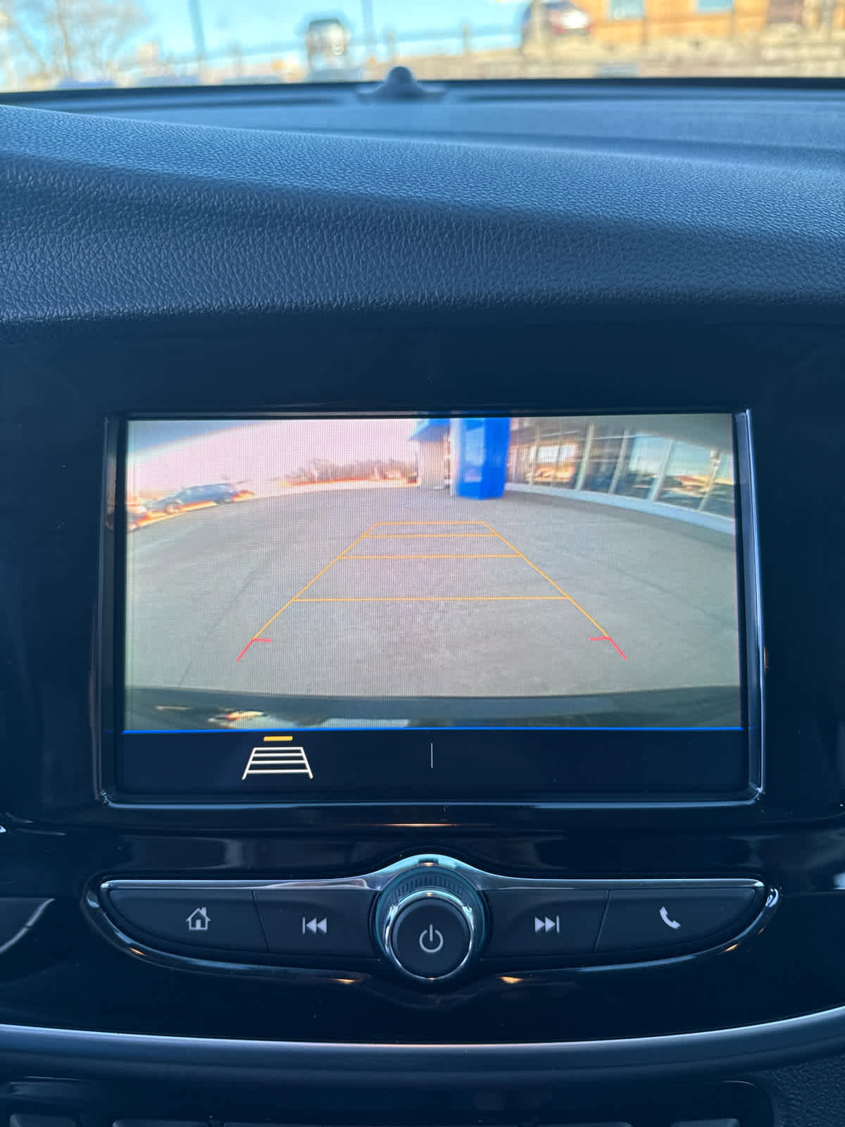 Used 2022 Buick Encore Preferred w/ Safety Package image 20