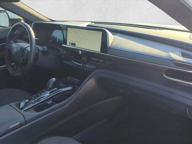 Used 2024 Toyota Crown XLE image 25