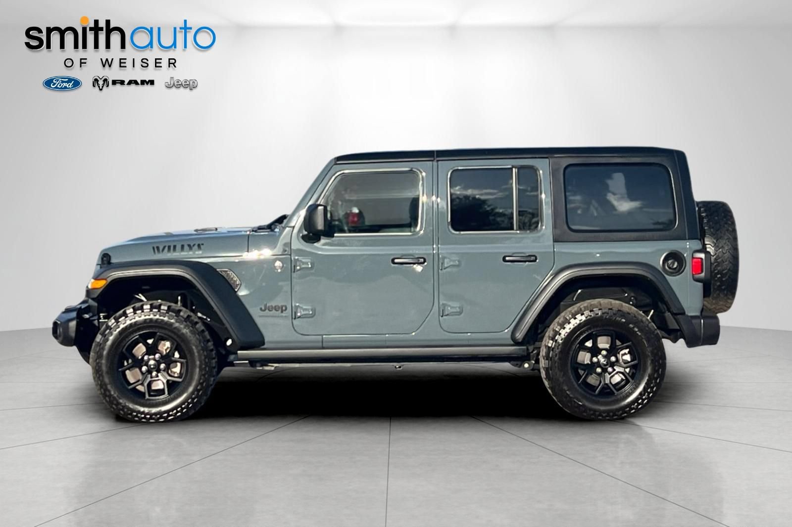 Used 2025 Jeep Wrangler Unlimited Sport AWD/4WD image 8
