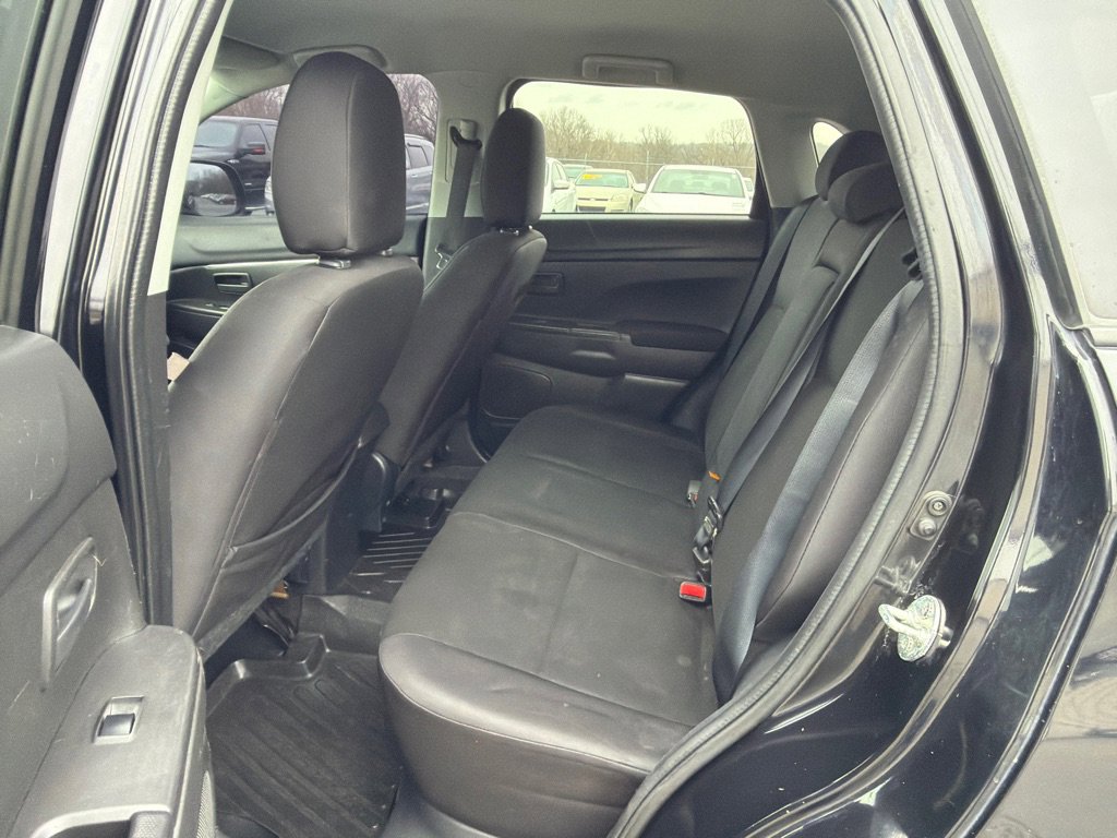 Used 2014 Mitsubishi Outlander Sport ES FWD image 11