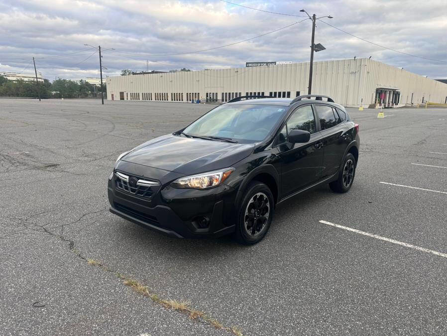 Used 2023 Subaru Crosstrek 2.0i image 3