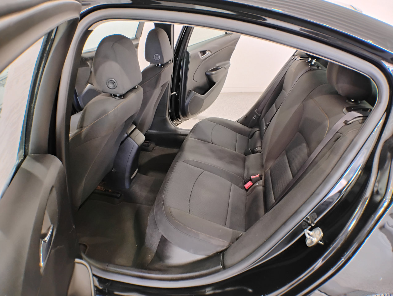 Used 2016 Chevrolet Cruze LS image 11