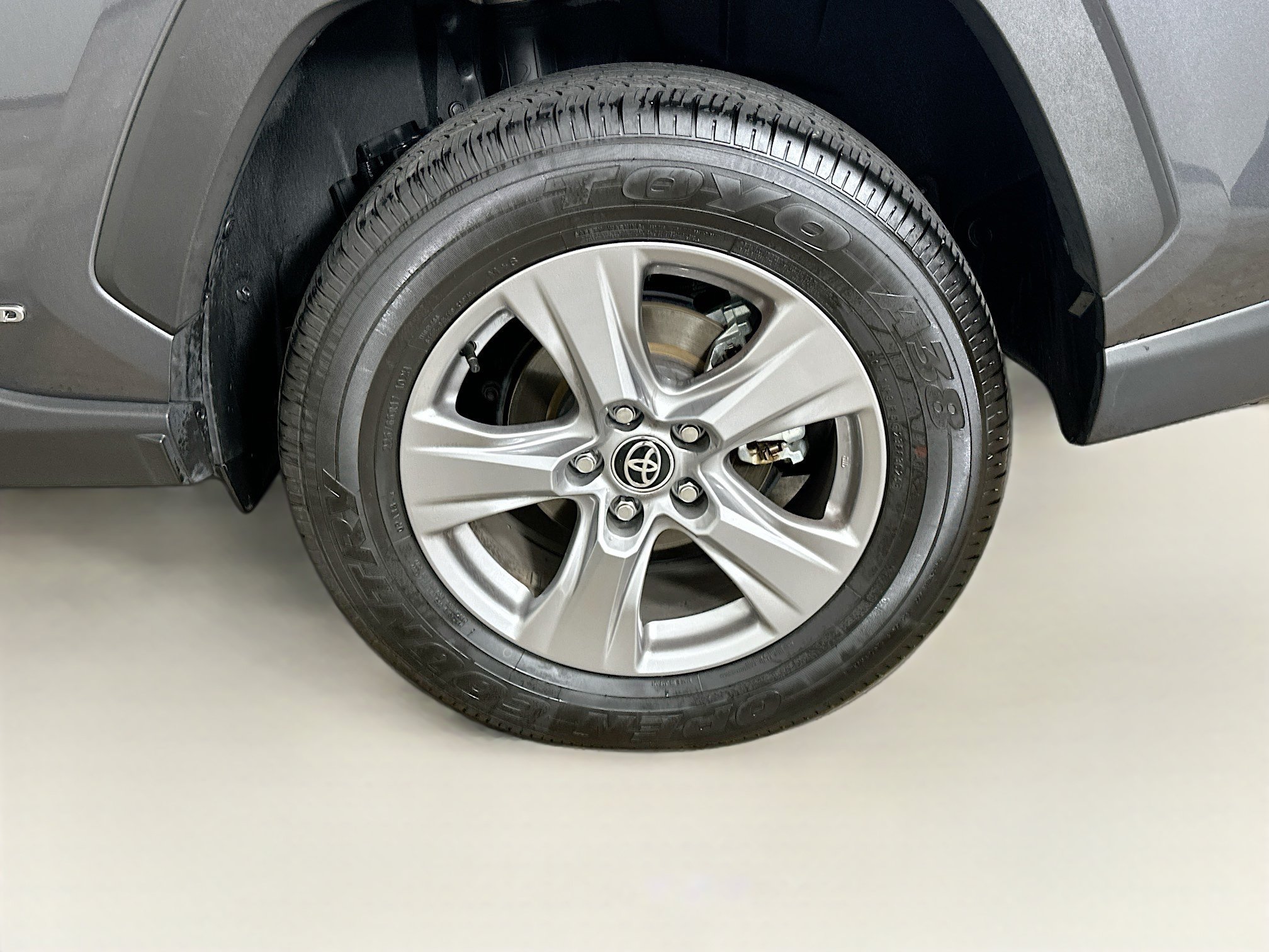 Used 2025 Toyota RAV4 LE AWD/4WD image 11