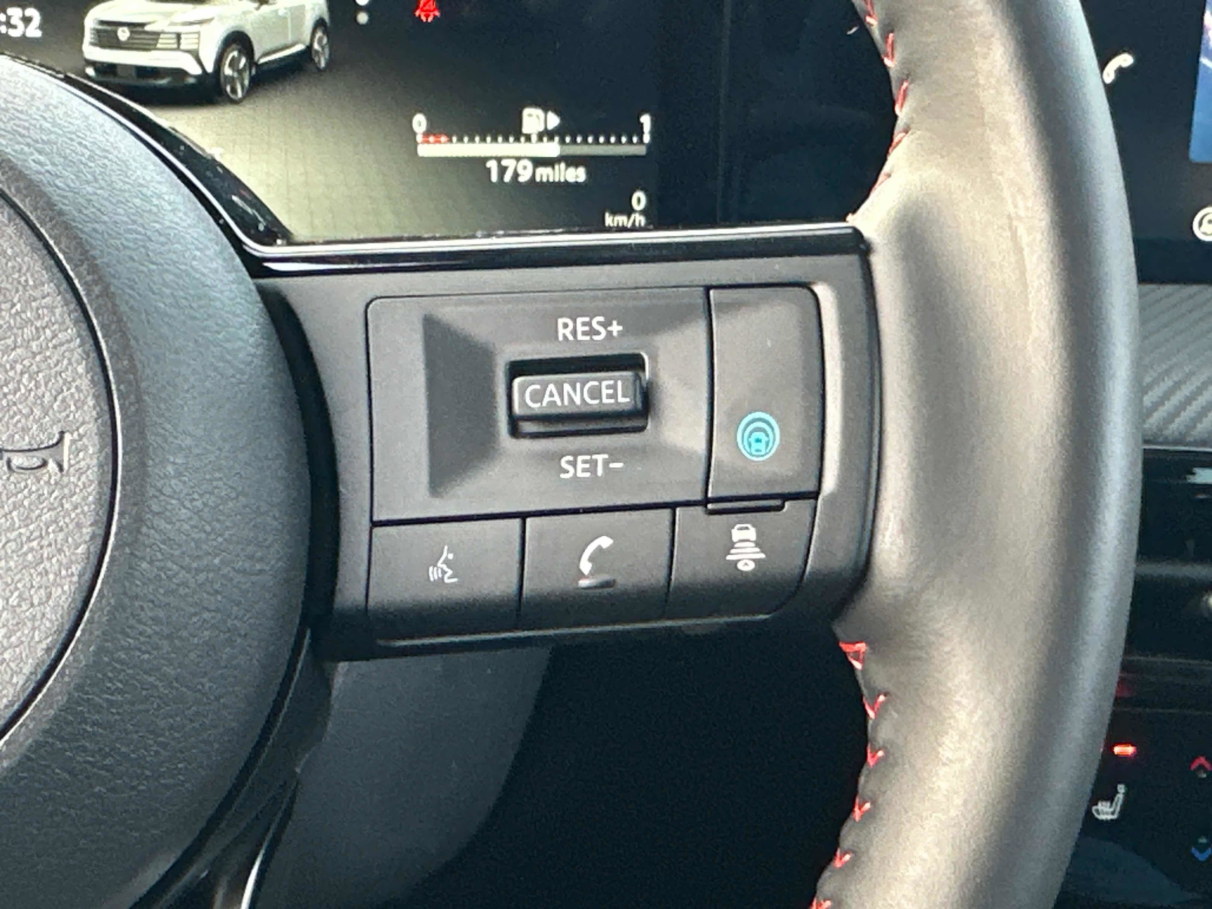 New 2026 Nissan Kicks SR w/ SR Premium Package image 38