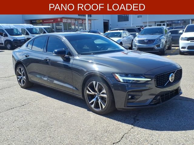 Used 2024 Volvo S60 B5 Core FWD image 3