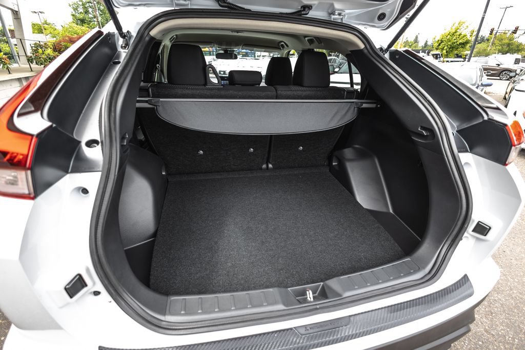 New 2026 Mitsubishi Eclipse Cross LE AWD/4WD image 30