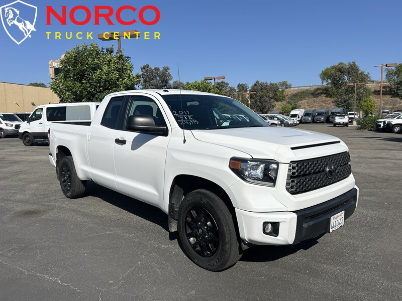 Used 2019 Toyota Tundra SR5 w/ SX Package RWD image 2