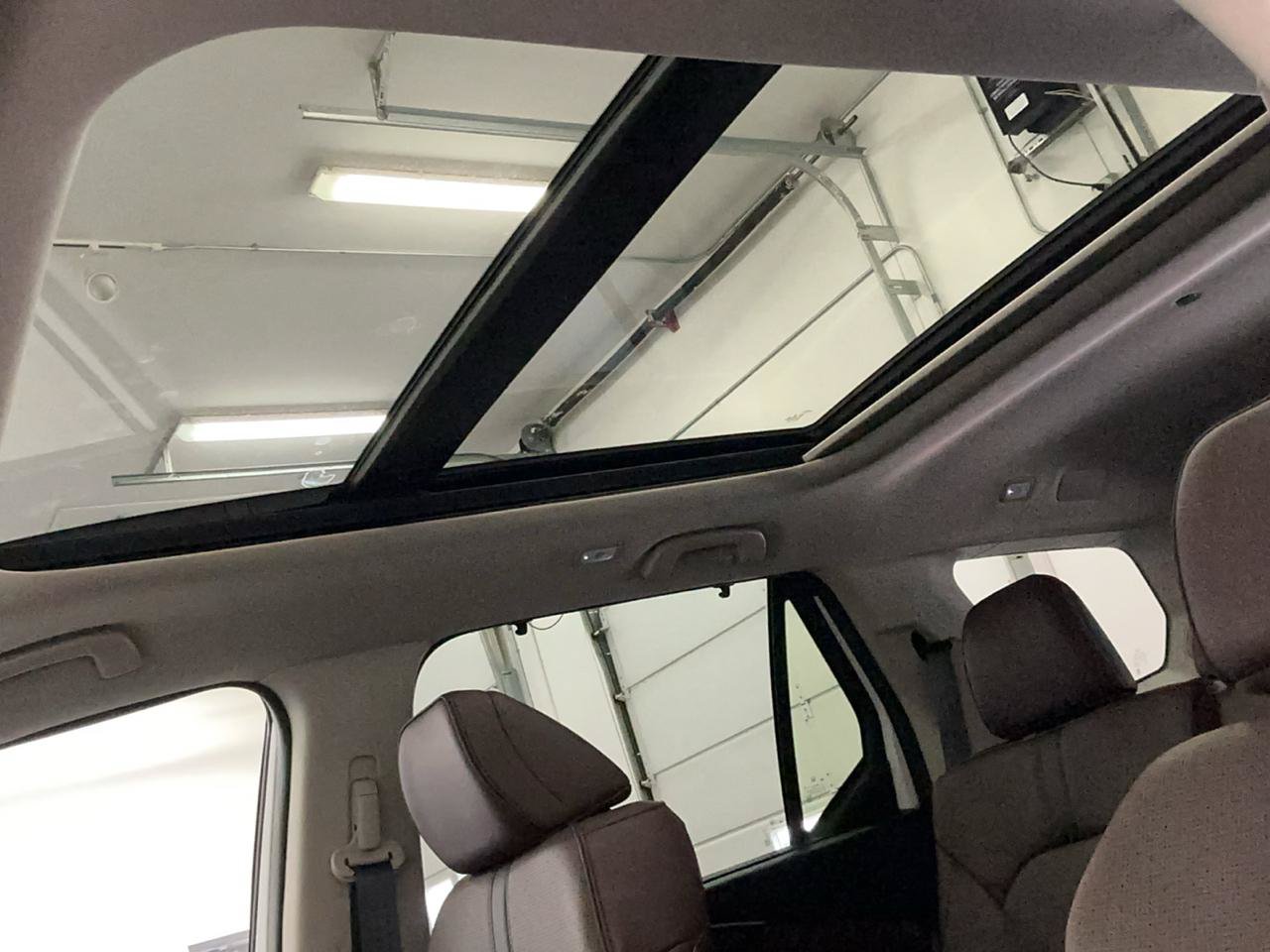 Used 2023 Honda Pilot Elite image 9
