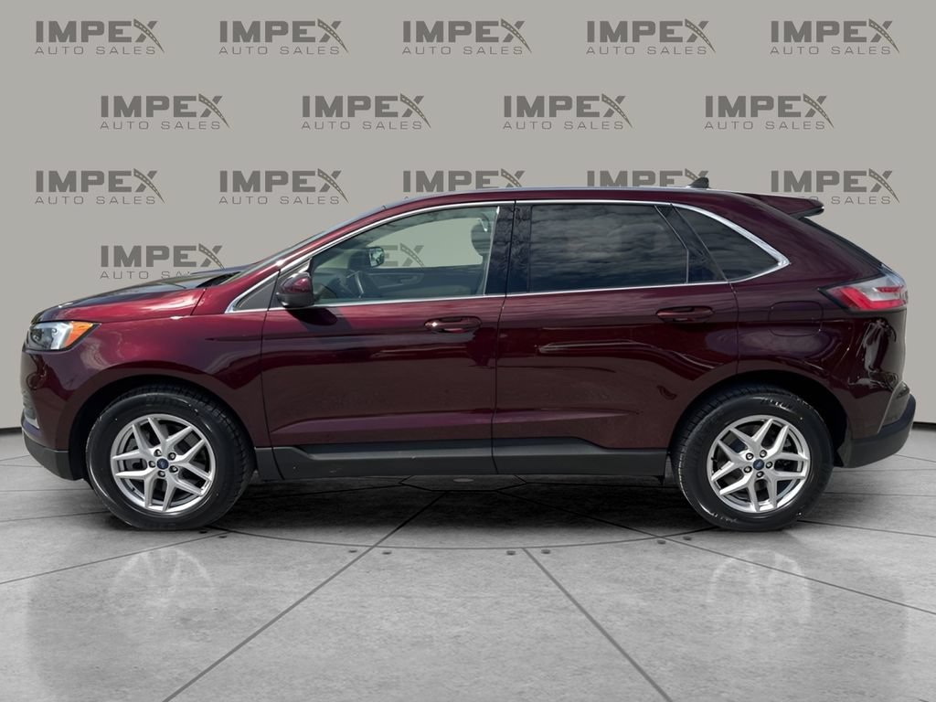Used 2022 Ford Edge SEL w/ Convenience Package AWD/4WD image 2