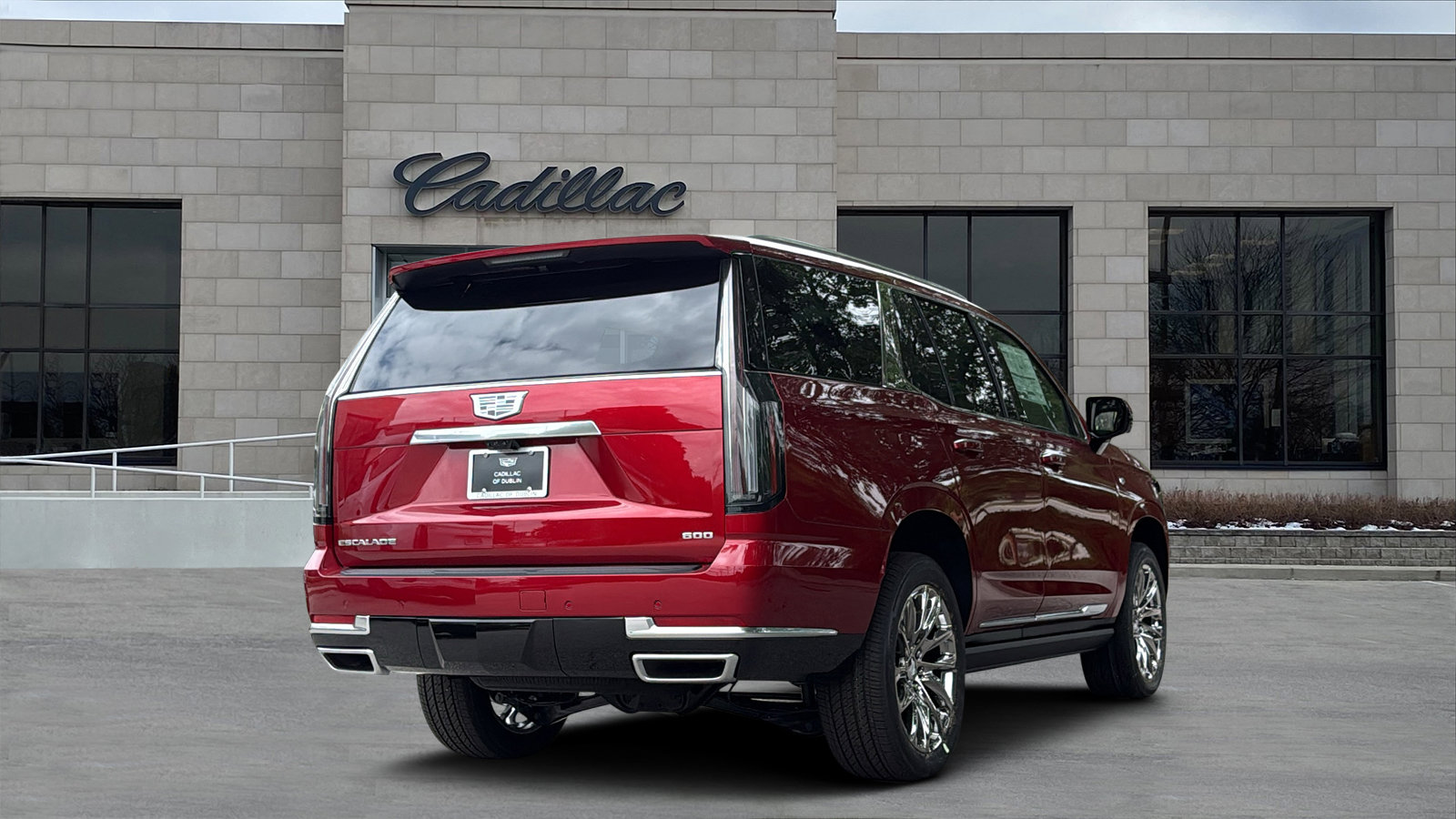 New 2026 Cadillac Escalade Luxury w/ LPO, Radiant Package AWD/4WD image 3