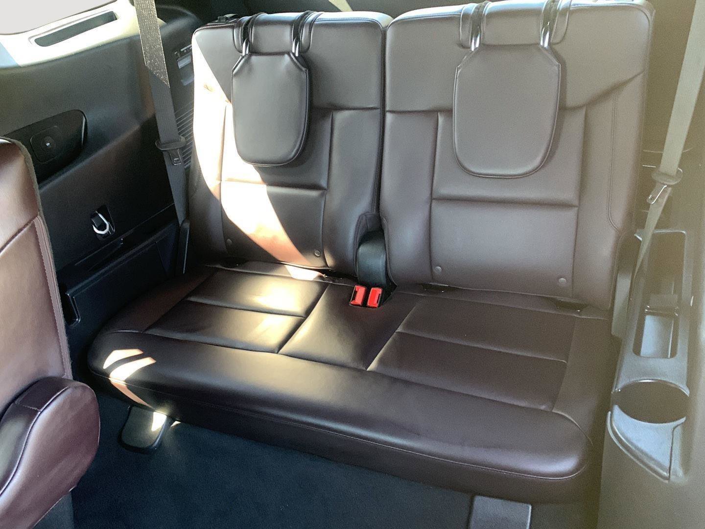 Used 2025 Ford Explorer Platinum w/ LUX Leather Package AWD/4WD image 18