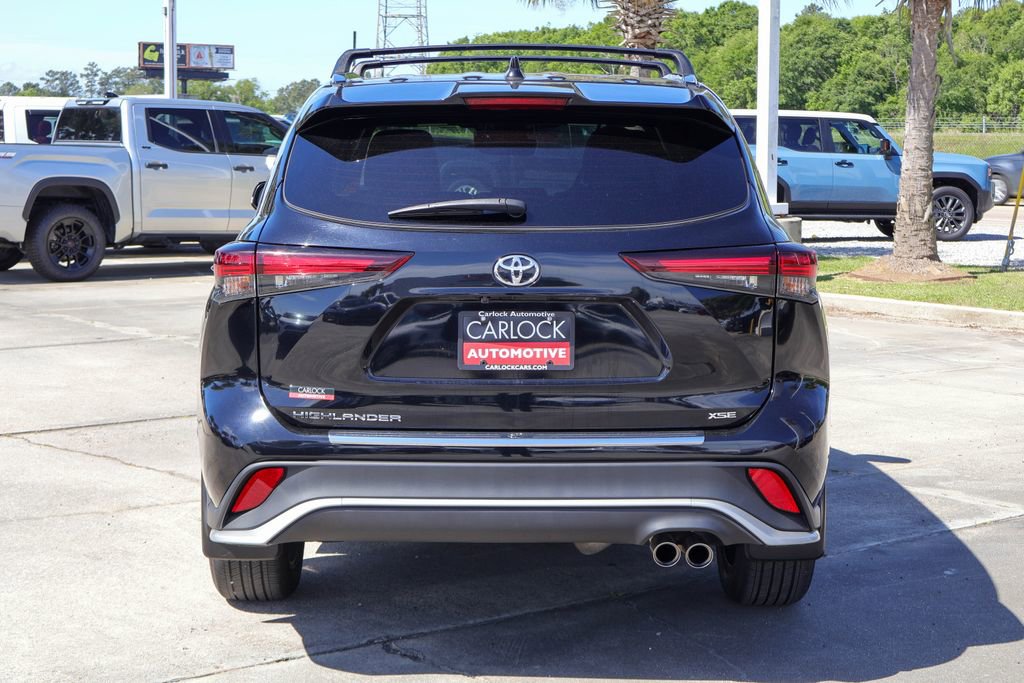 Used 2024 Toyota Highlander XSE FWD image 26