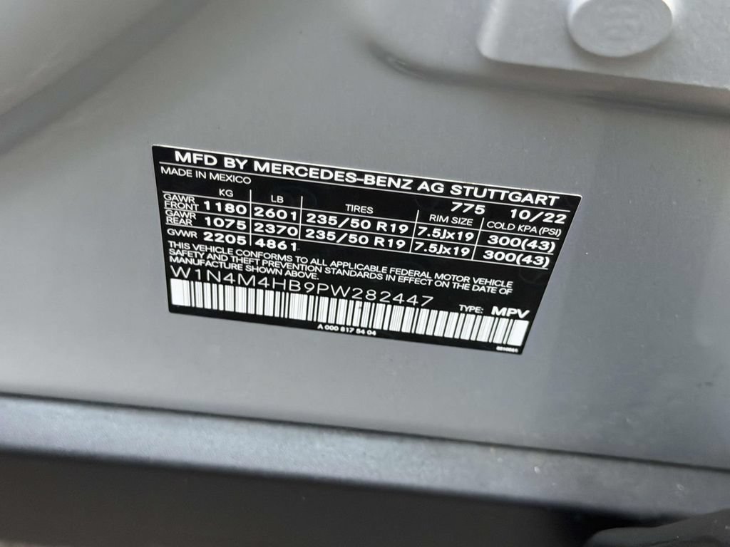 Used 2023 Mercedes-Benz GLB 250 4MATIC image 20