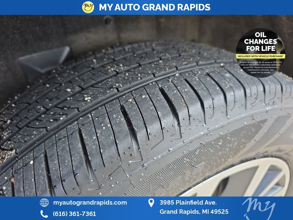 Used 2017 Mitsubishi Outlander SE image 33