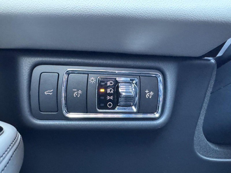 Certified 2025 Lincoln Aviator Reserve w/ Equipment Group 201A image 20