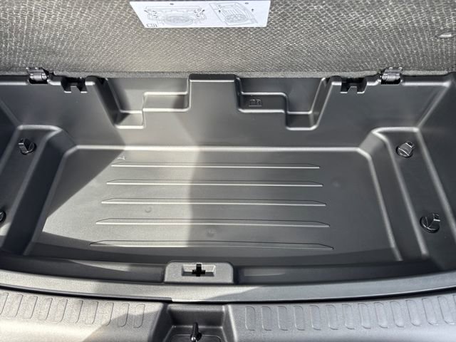 New 2026 Chevrolet Traverse Z71 w/ Driver Confidence Package AWD/4WD image 24