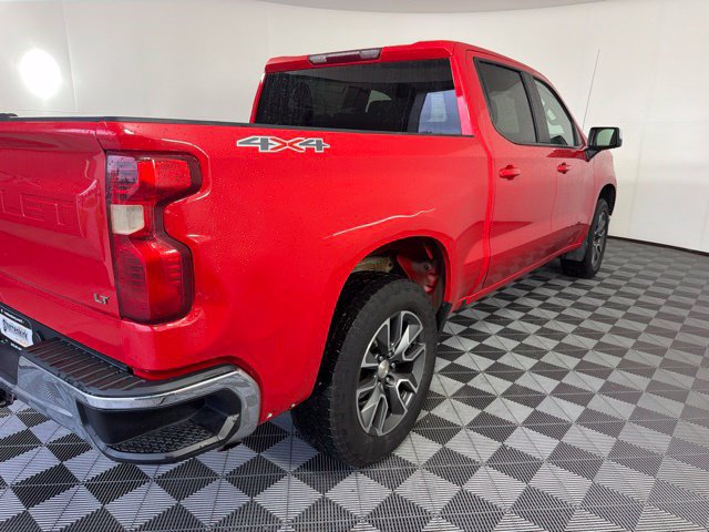Used 2022 Chevrolet Silverado 1500 LT AWD/4WD image 5