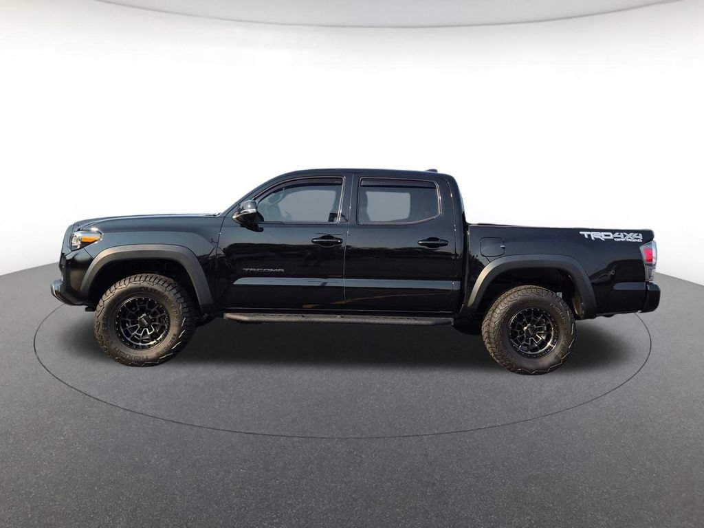 Used 2023 Toyota Tacoma TRD Off-Road w/ TRD Premium Off Road Package AWD/4WD image 8