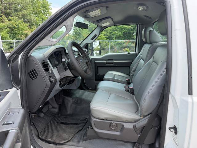 Used 2014 Ford F250 XL w/ Power Equipment Group RWD image 17