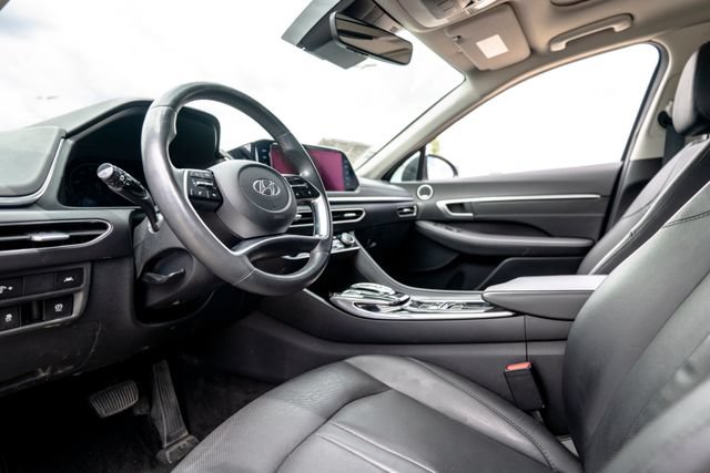Used 2020 Hyundai Sonata Limited FWD image 3