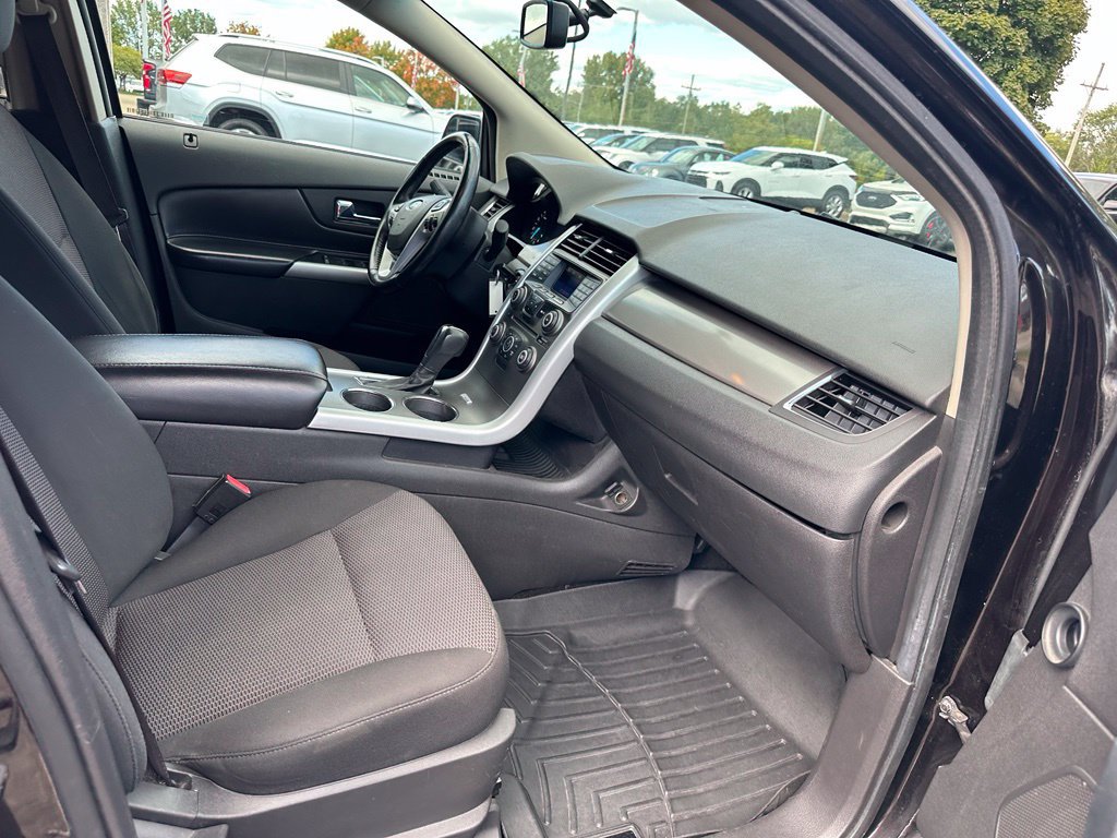 Used 2013 Ford Edge SEL AWD/4WD image 29
