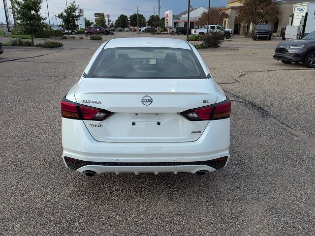 Used 2024 Nissan Altima 2.5 SL image 18