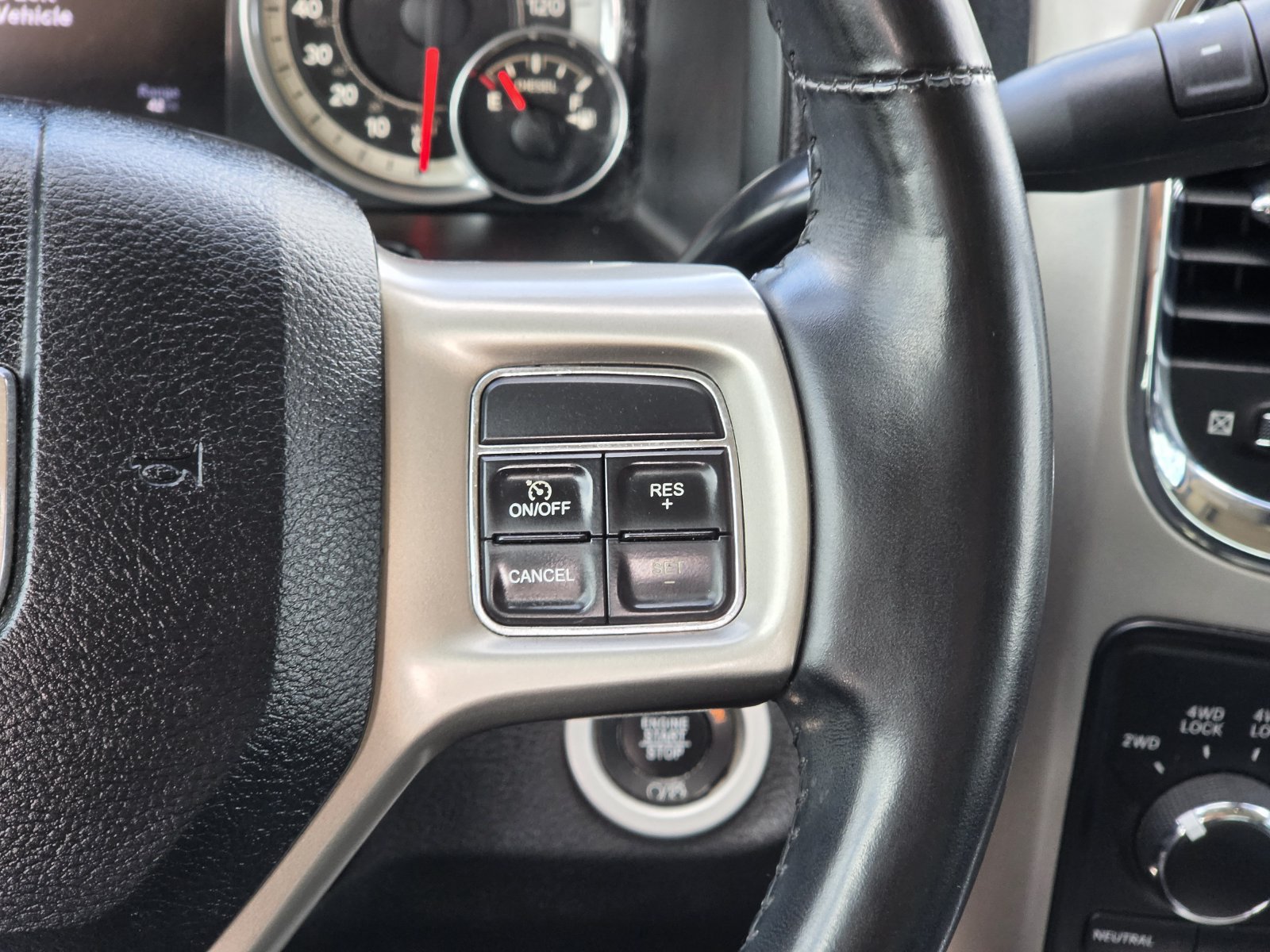 Used 2017 RAM 2500 Laramie w/ Convenience Group AWD/4WD image 29