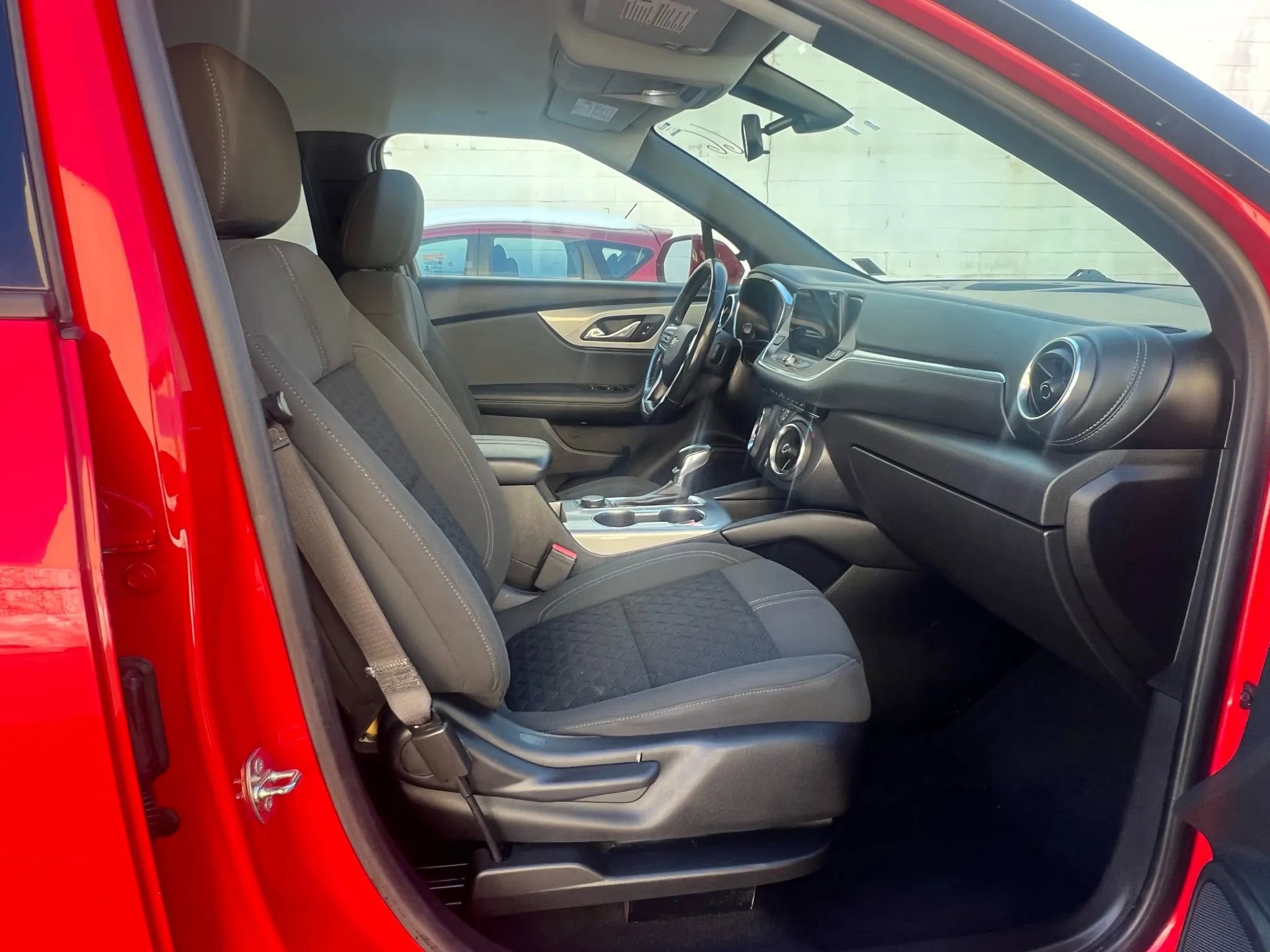 Used 2019 Chevrolet Blazer LT image 31