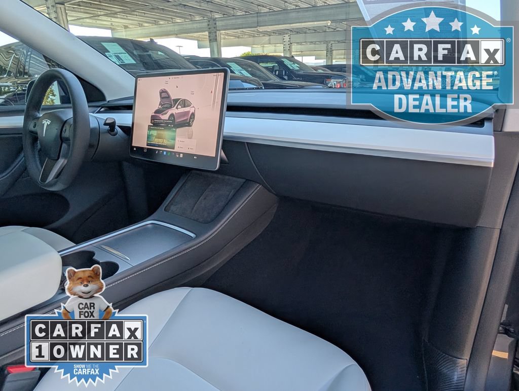 Used 2024 Tesla Model Y Long Range AWD/4WD image 21