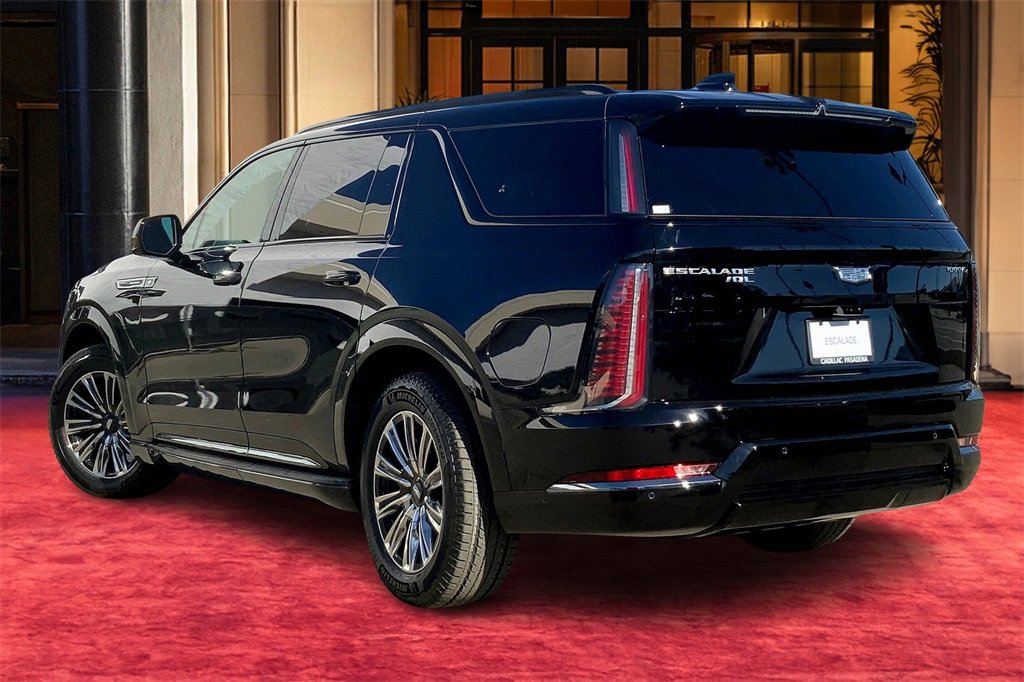 New 2026 Cadillac Escalade IQL Sport 1 w/ LPO, Premium Carpet Package image 4
