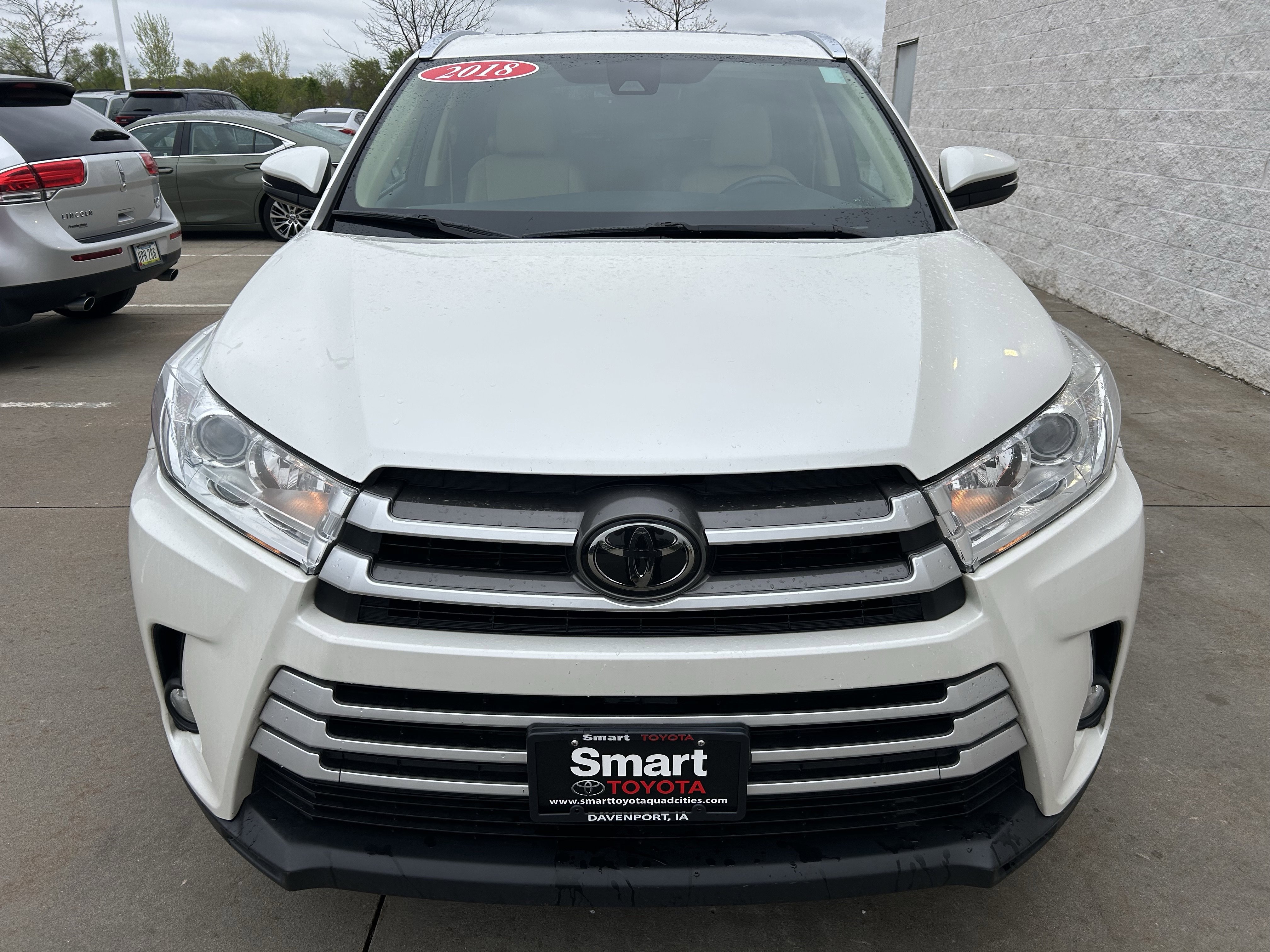 Certified 2018 Toyota Highlander XLE w/ Protection Package #3 AWD/4WD image 2