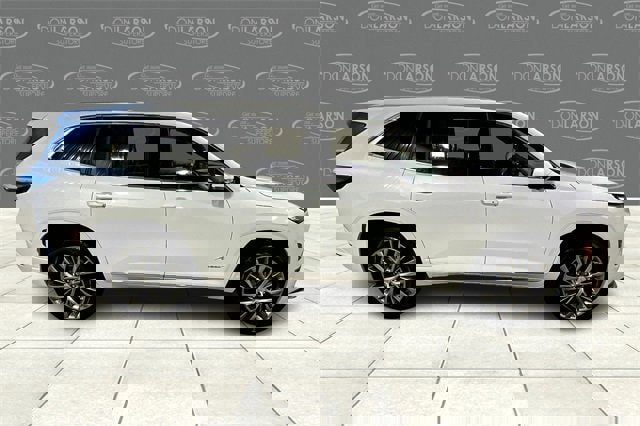 New 2026 Buick Enclave Avenir w/ LPO, Floor Liner Package image 5