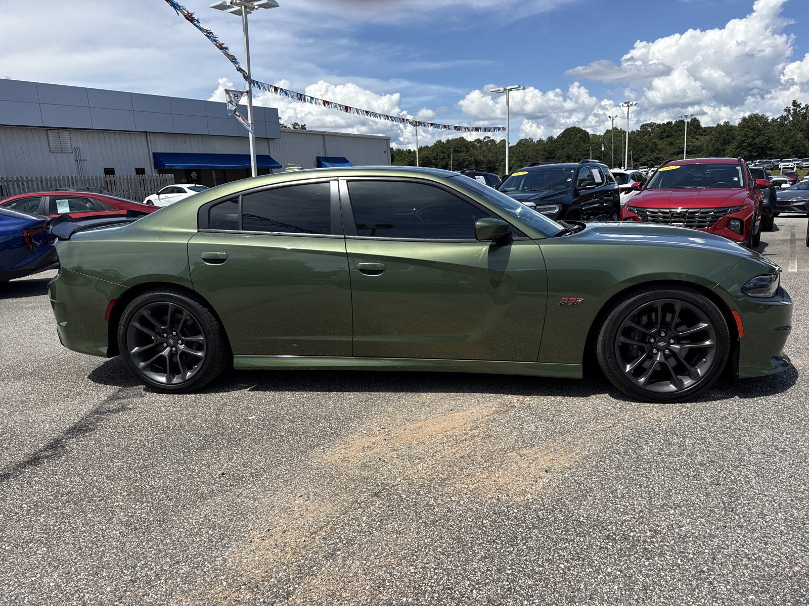 Used 2022 Dodge Charger Scat Pack w/ Plus Group RWD image 2