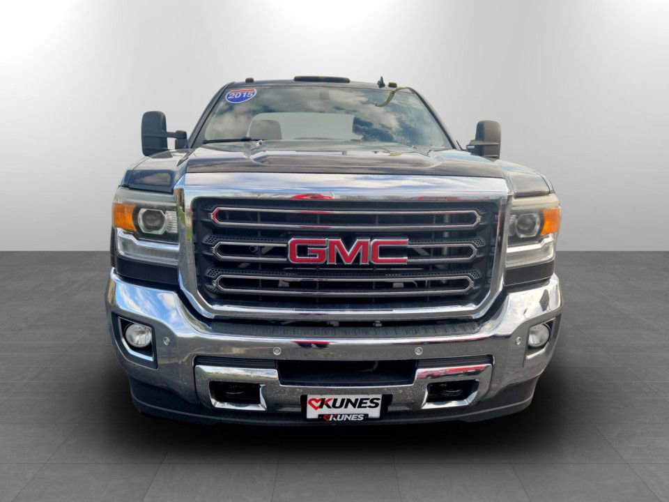 Used 2015 GMC Sierra 2500 SLT w/ Duramax Plus Package image 4