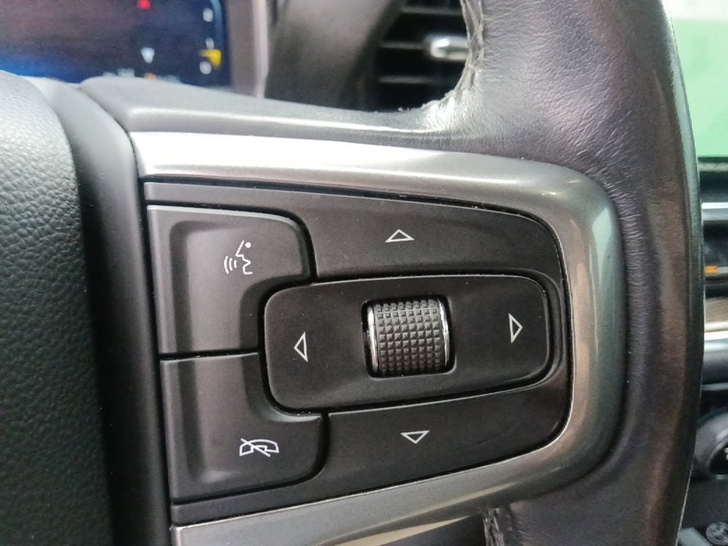 Used 2022 Chevrolet Silverado 1500 LT w/ Protection Package image 19