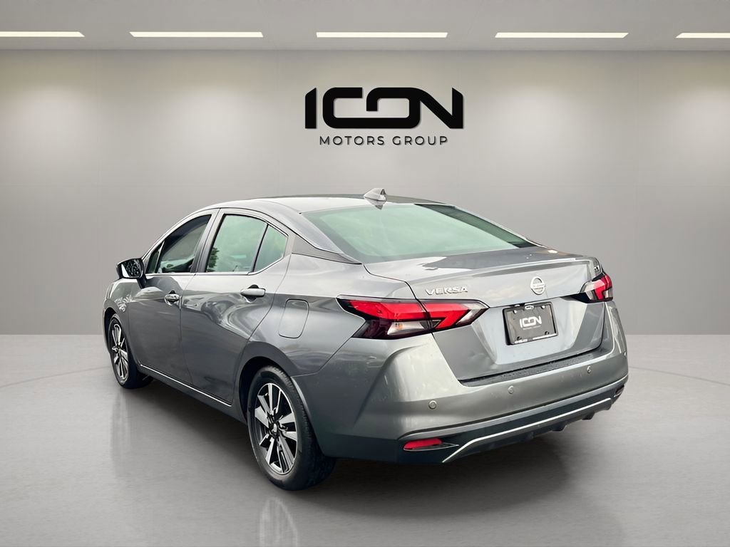 Used 2021 Nissan Versa SV FWD image 5