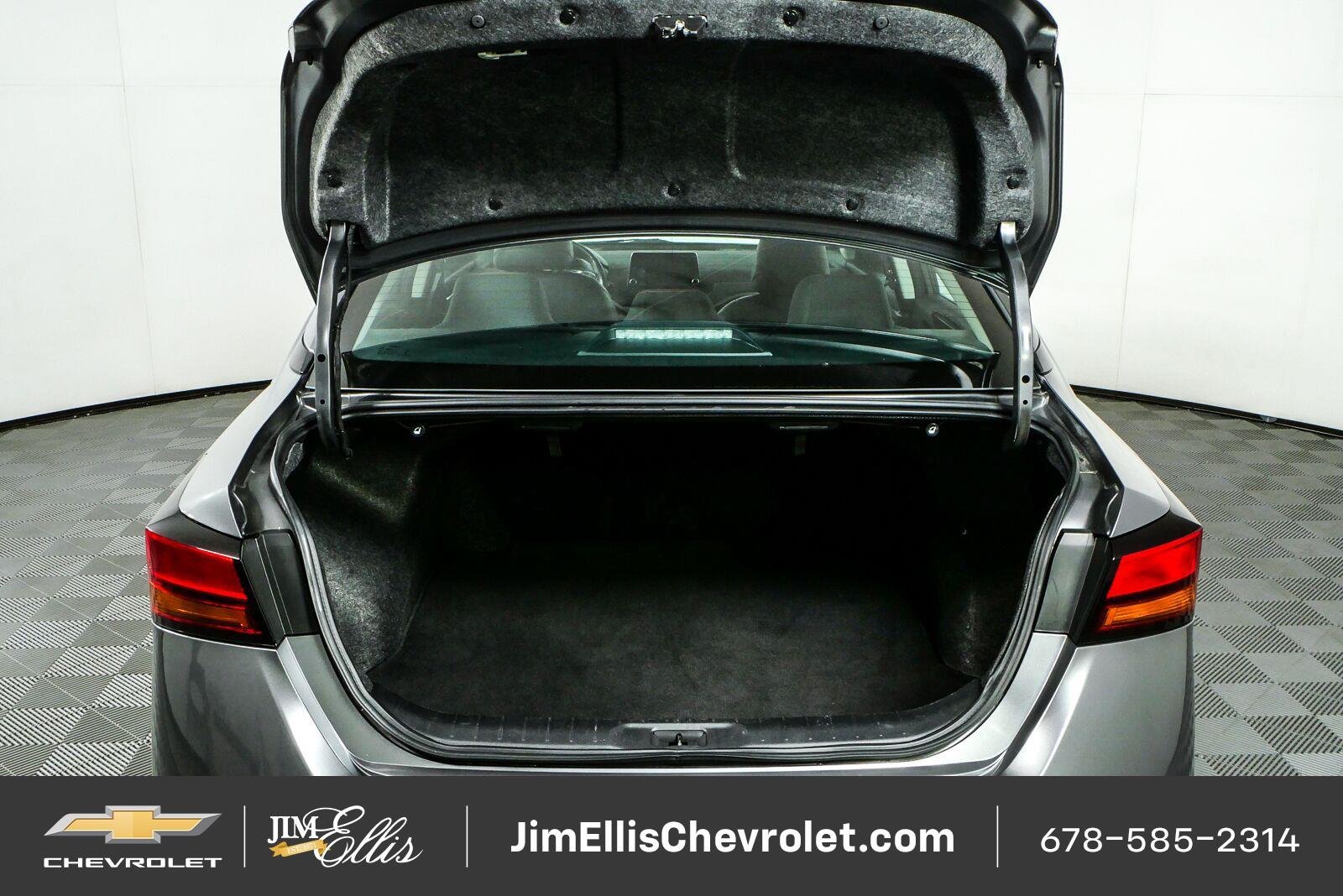 Used 2024 Nissan Altima 2.5 SR FWD image 30