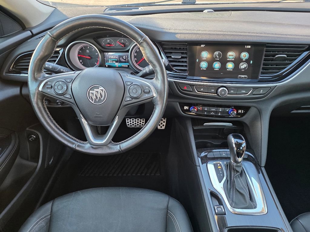 Used 2018 Buick Regal Essence w/ Driver Confidence Package #1 image 13
