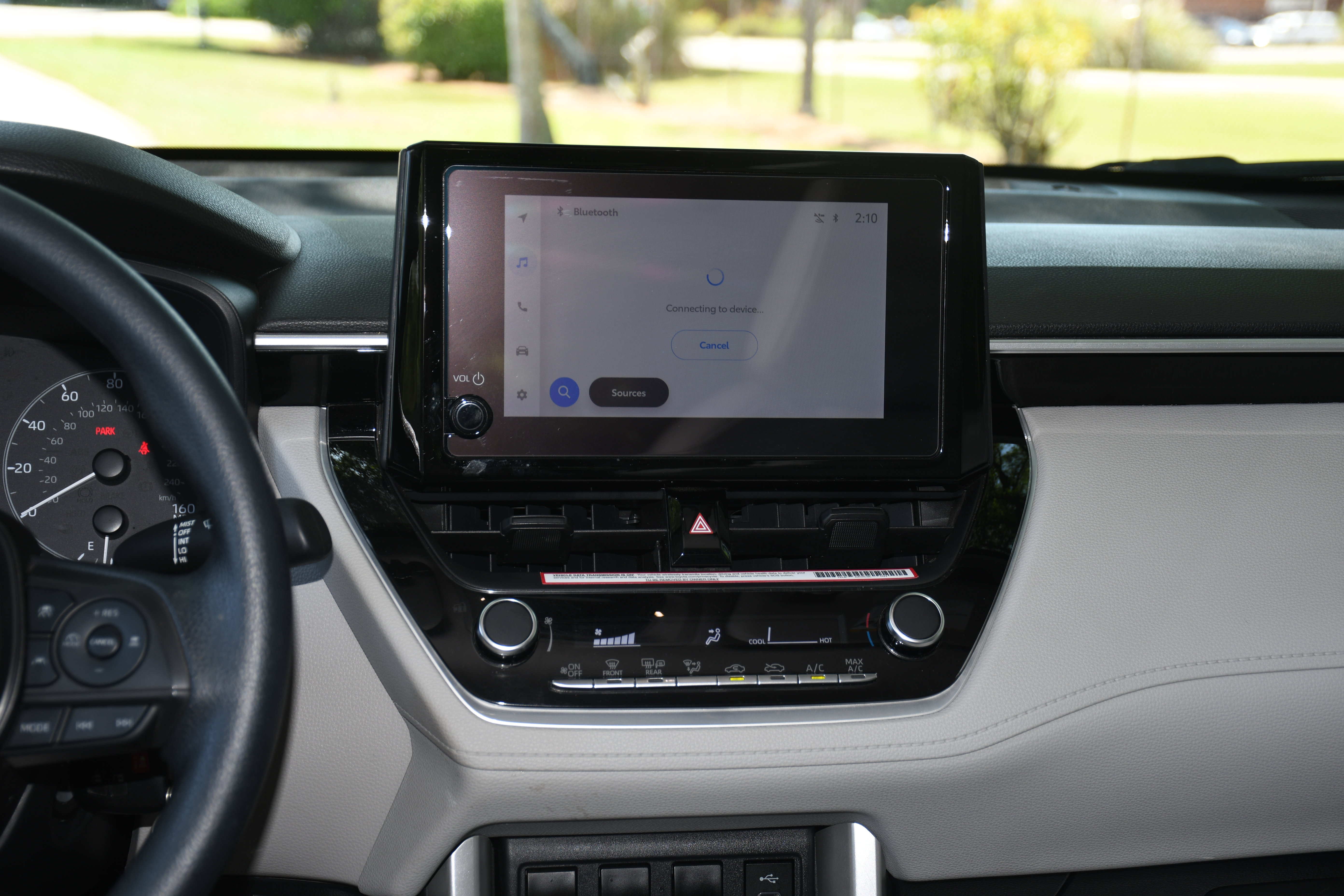 Used 2024 Toyota Corolla Cross L FWD image 15