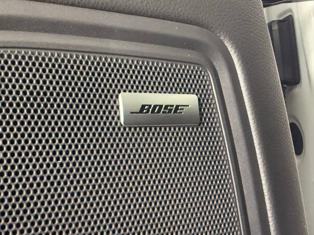 New 2026 Porsche Macan image 30