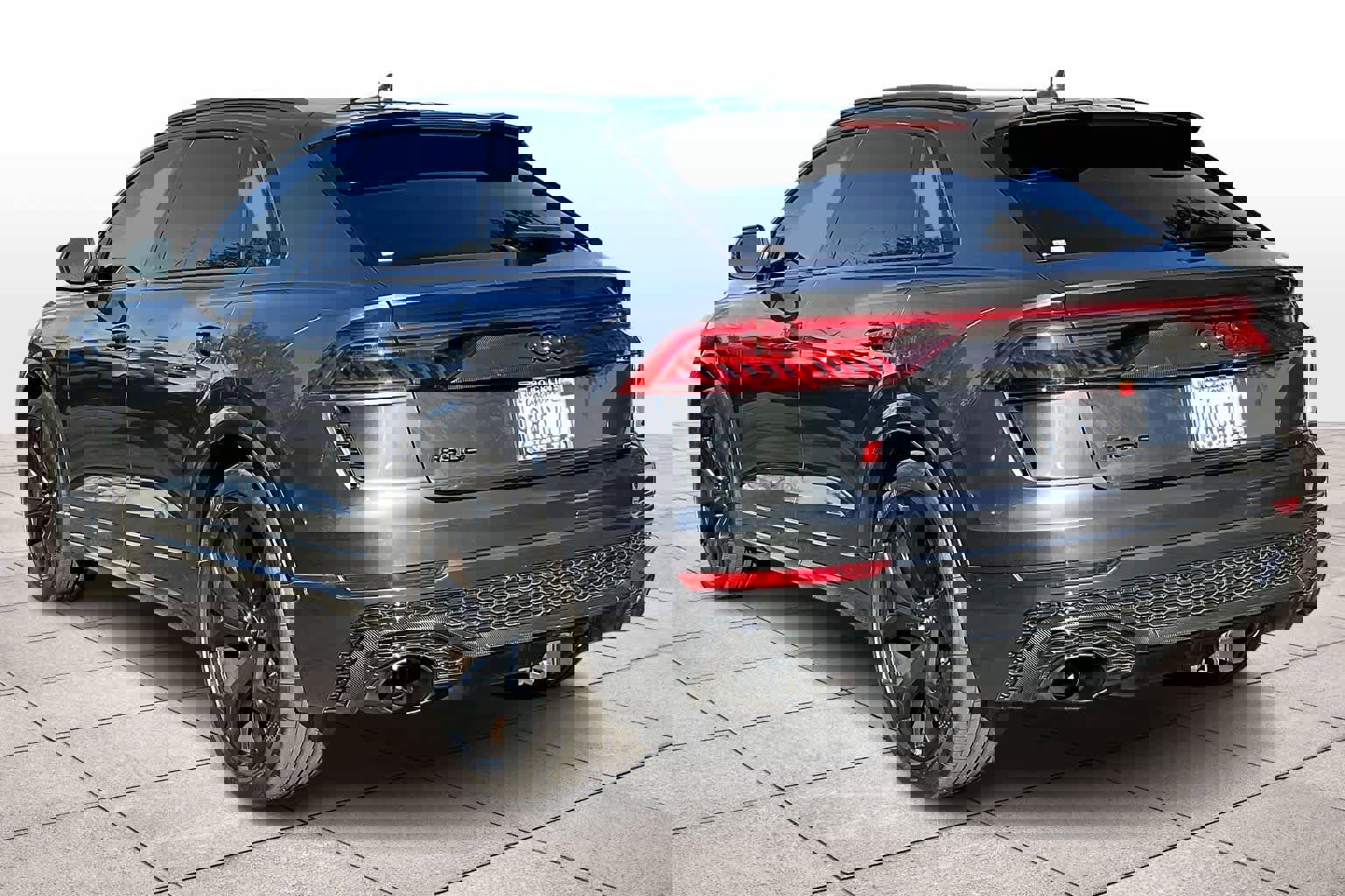 Used 2020 Audi RS Q8 w/ Carbon Optic Package image 14